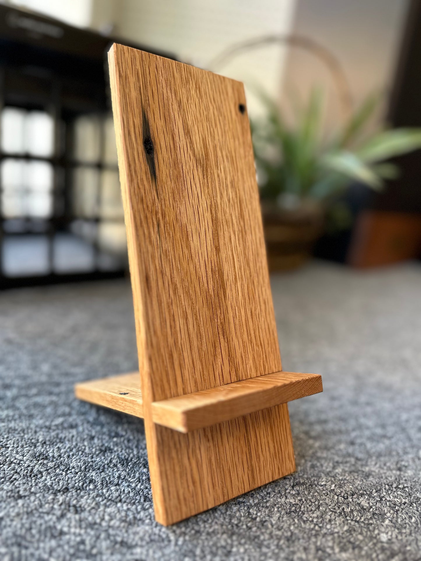Hardwood Now Playing Stand (Wormy Chestnut)