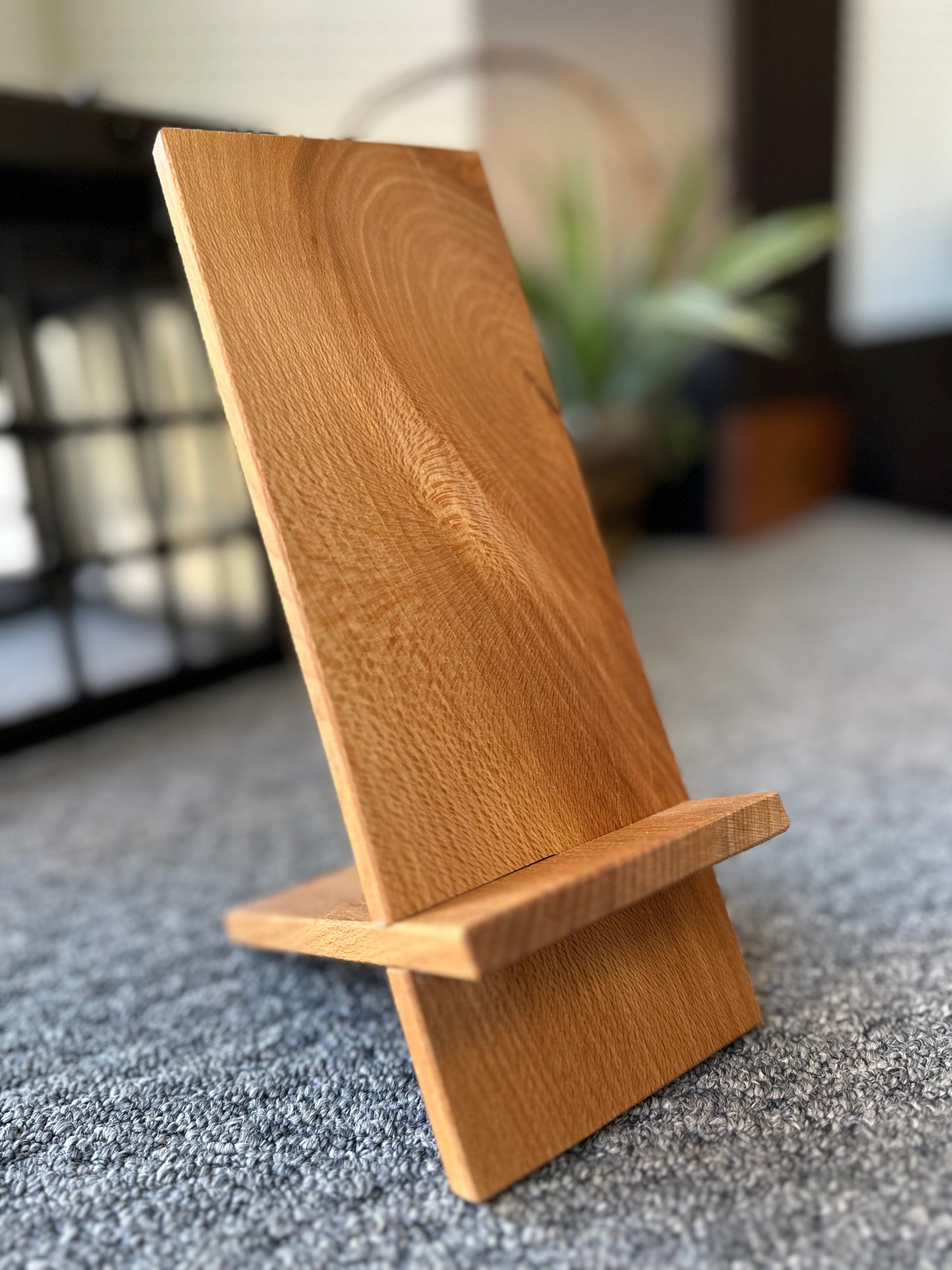 Hardwood Now Playing Stand (Sycamore)